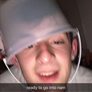 Meet your Posher, Derek